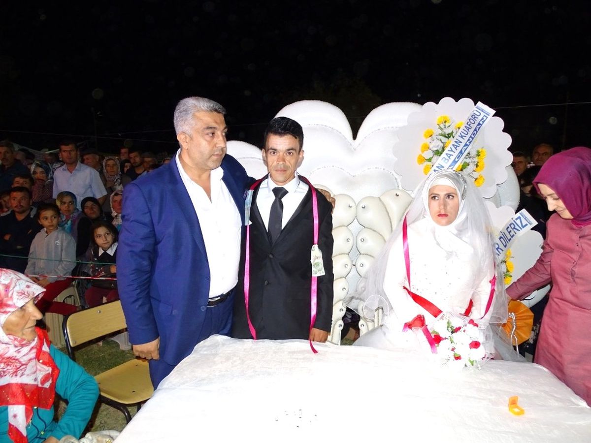 Dar Gelirli Çifte Başkan Çalışkan Sahip Çıktı