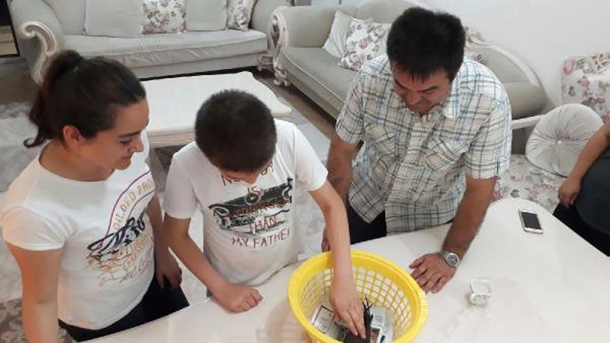 Ebabil Kuşu Bağcılar\'da Bir Eve Konuk Oldu