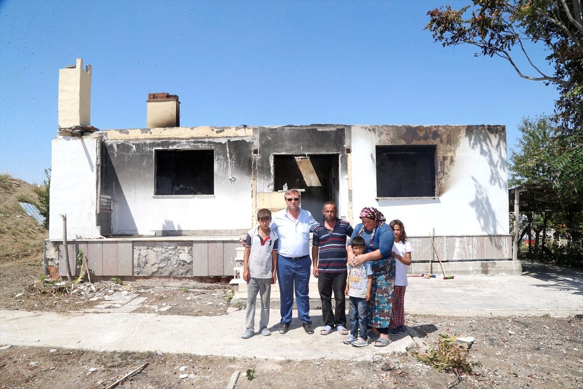 Evi Yanan Aileye Belediye Desteği