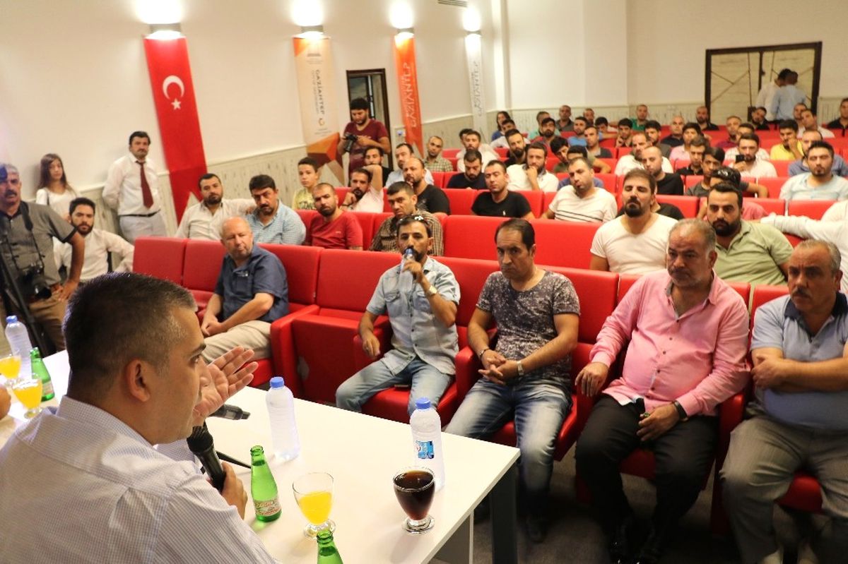 Gaziantepli Sanatçılar Hakları Anlatıldı