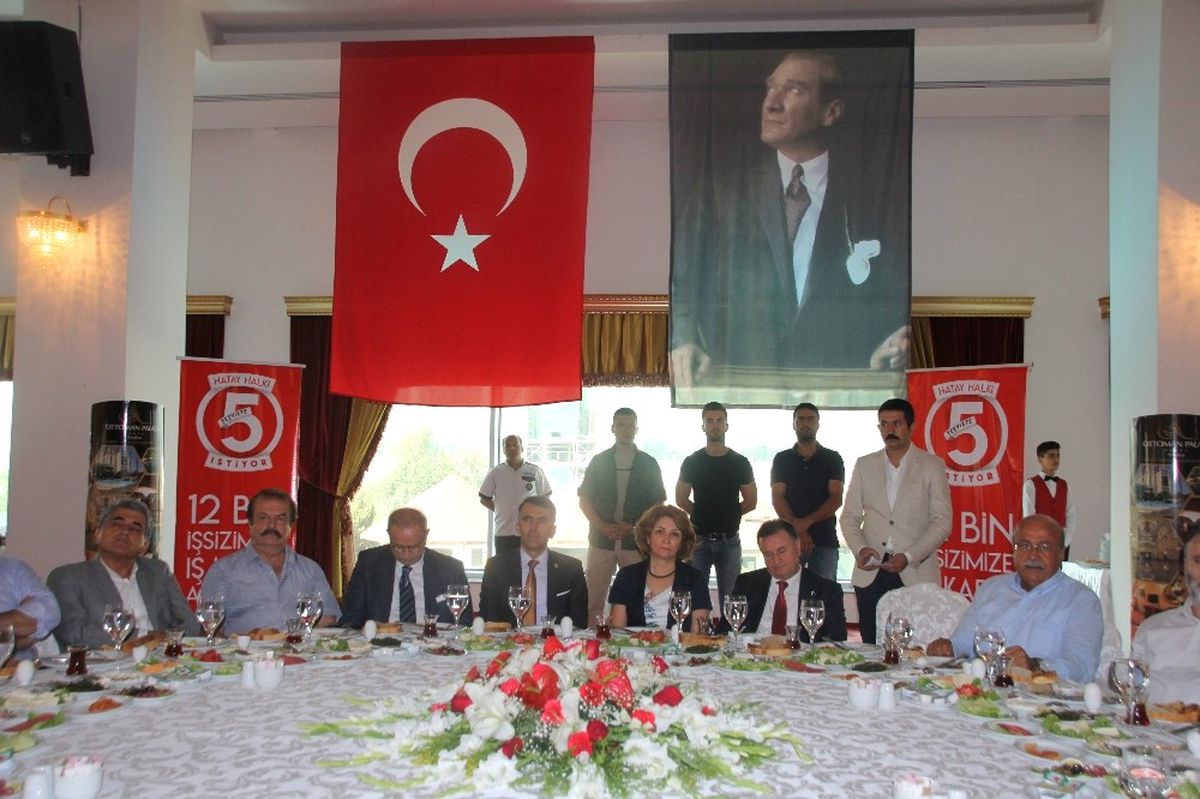 Hatay Halkı Hakkını İstiyor" İmza Kampanyası
