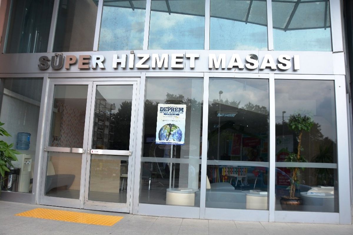 İzmit Belediyesi\'ne 8 Ayda 21 Bin Talep