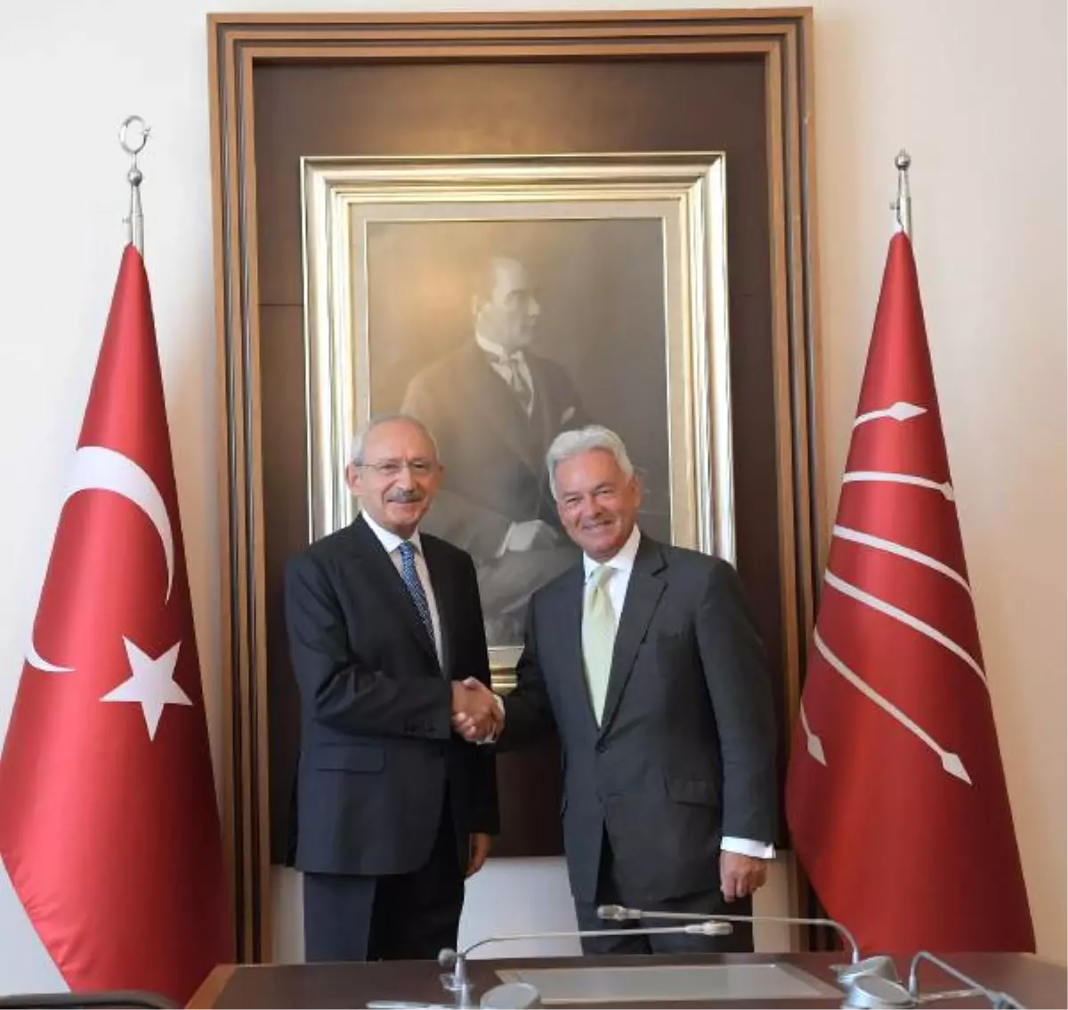 Kılıçdaroğlu, İngiltere Devlet Bakanı Alan Duncan ile Görüştü