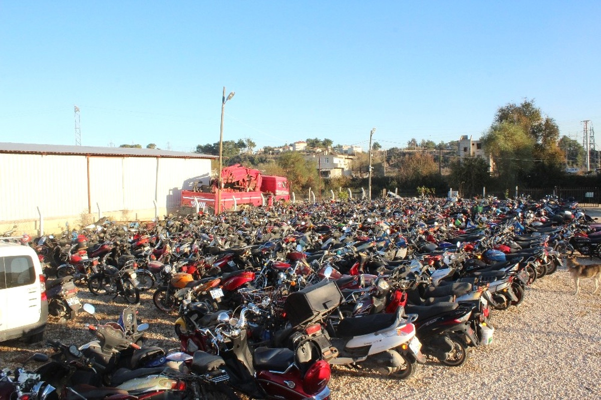 Manavgat\'ta 3 Ayda 445 Motosiklet Trafikten Men Edildi