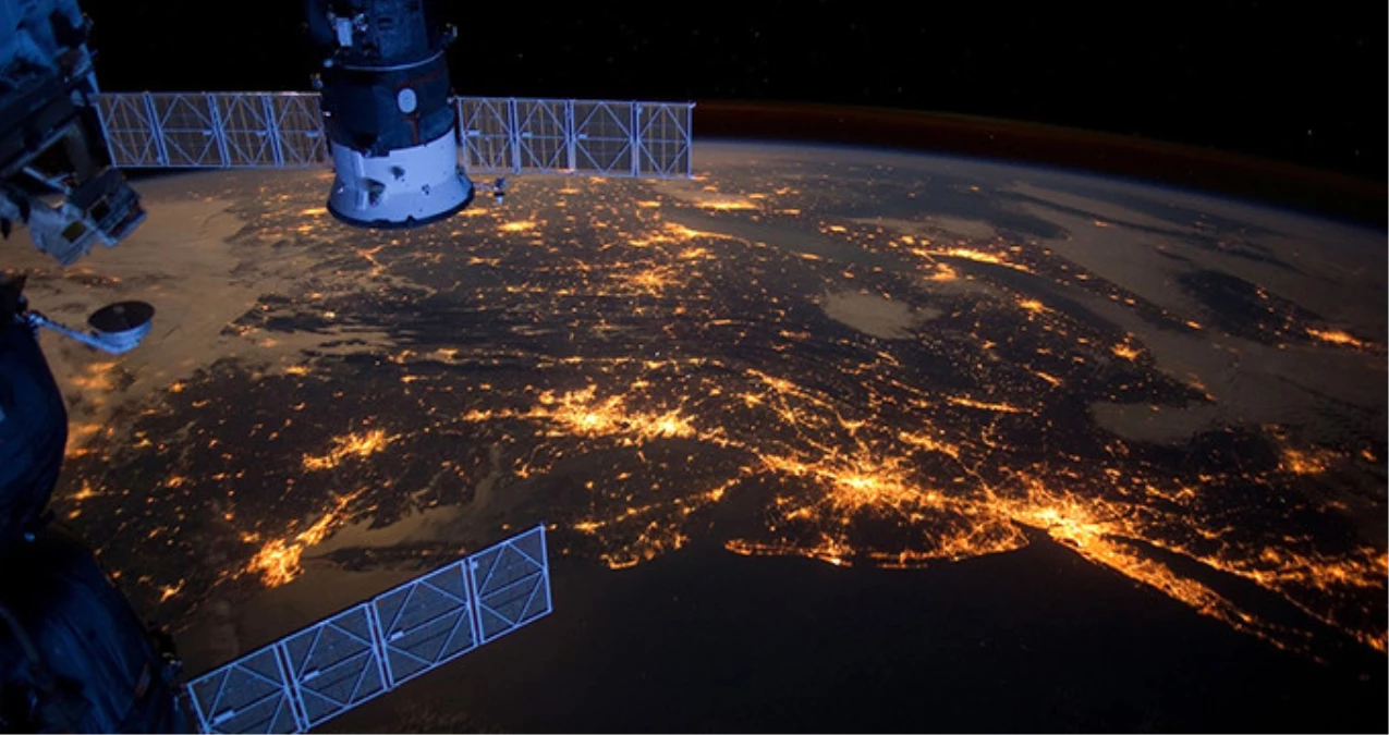 Dünyanın Konum Haritasını Uzaya Gönderen NASA Gökbilimcileri Pişman Oldu