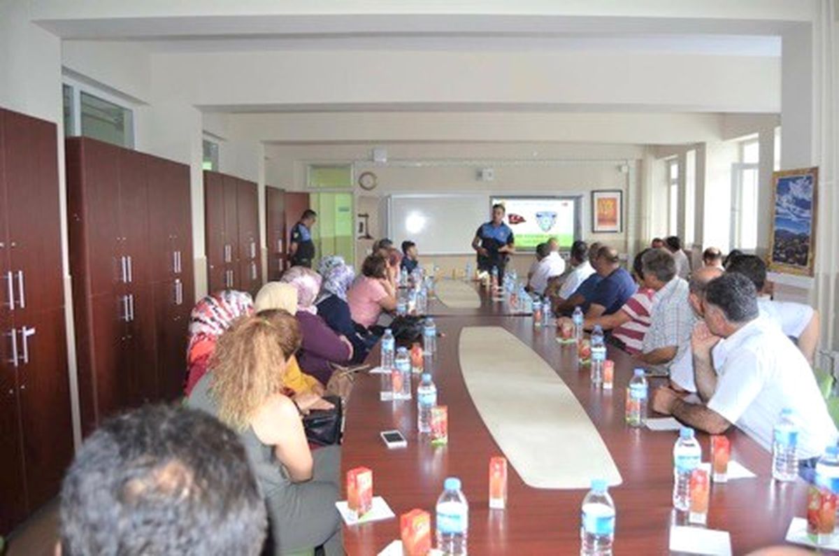Niğde\'de Tüm Okullara Kamera Sistemi Yaptırılarak