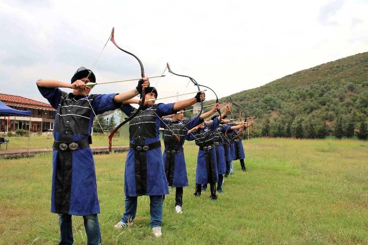 Okçular Zorlu Turnuva İçin Kampta