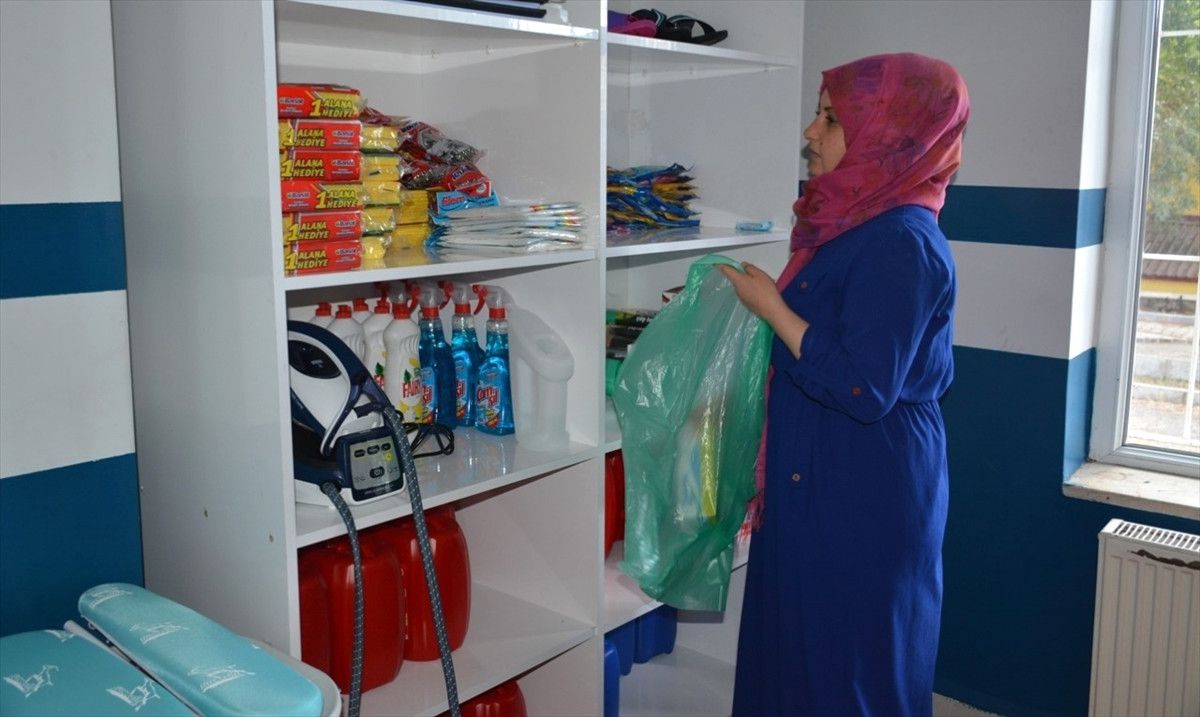 Tatvan\'da Yaşlı ve Engelli Bakımı Projesi
