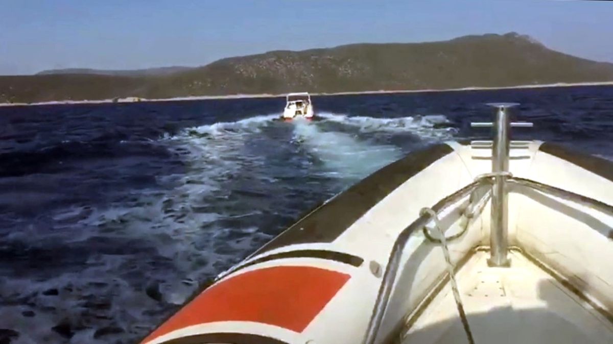 Turist Süsü Vererek Kaçmaya Çalıştılar