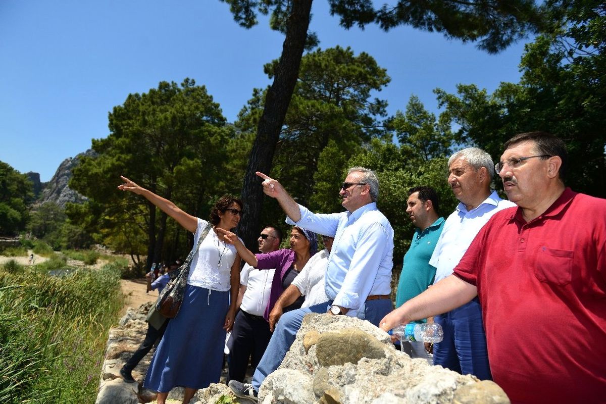 Vali Karaloğlu Turizm Alanlarını İnceledi