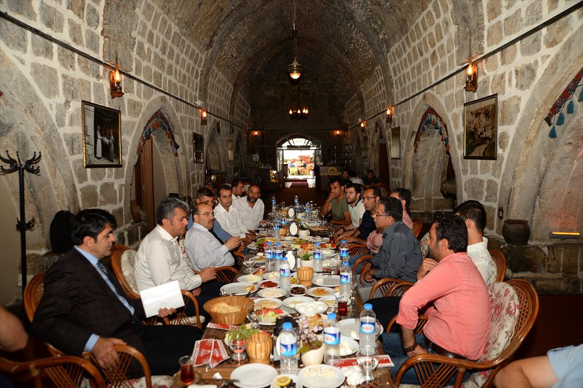 Vali Ustaoğlu Basın Mensuplarıyla Buluştu