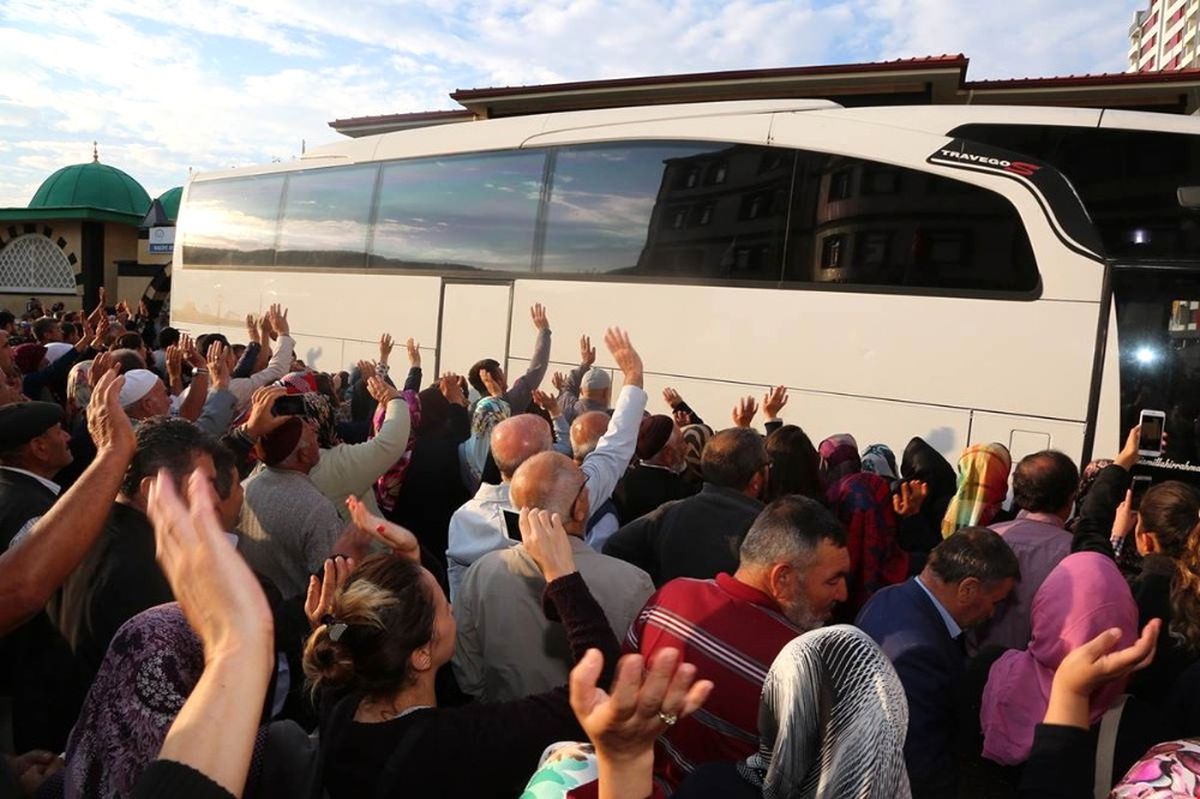 Yozgat\'ta Hacı Adayları Kutsal Topraklara Uğurlandı