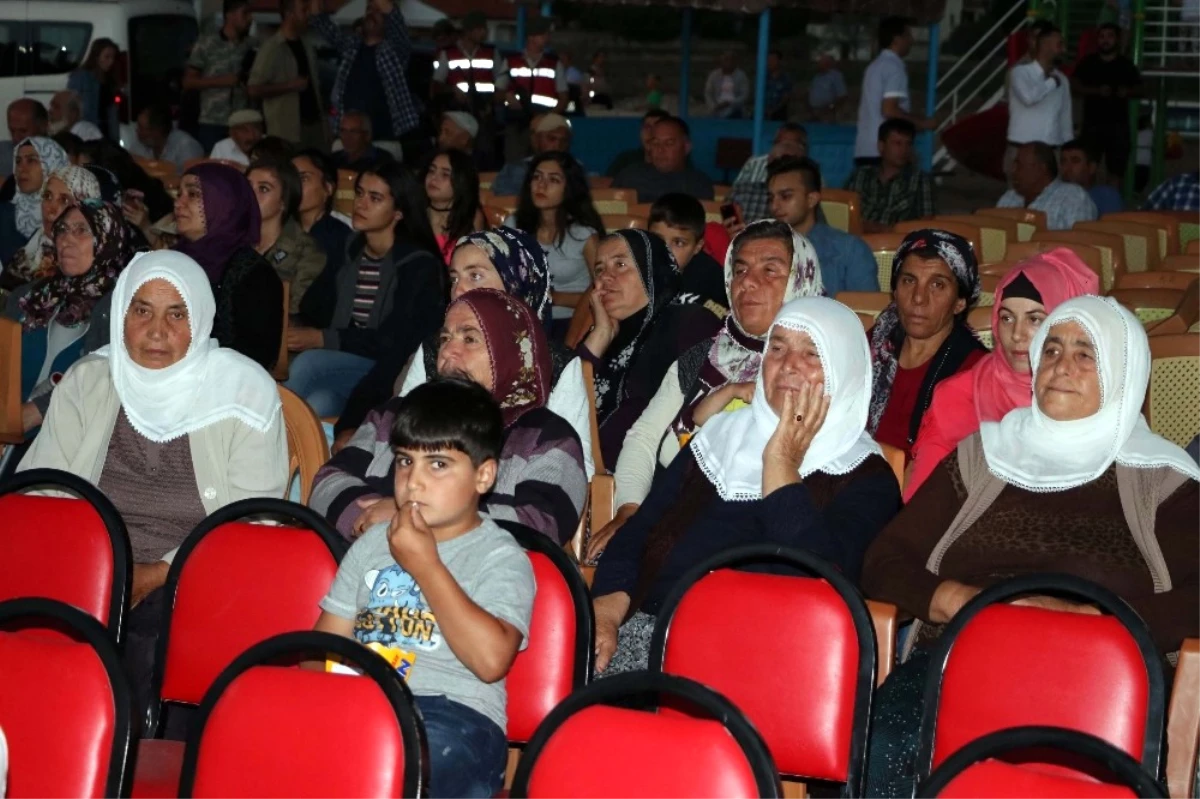 Yozgat\'ta Köy Çocukları İlk Kez Sinema Heyecanı Yaşadı