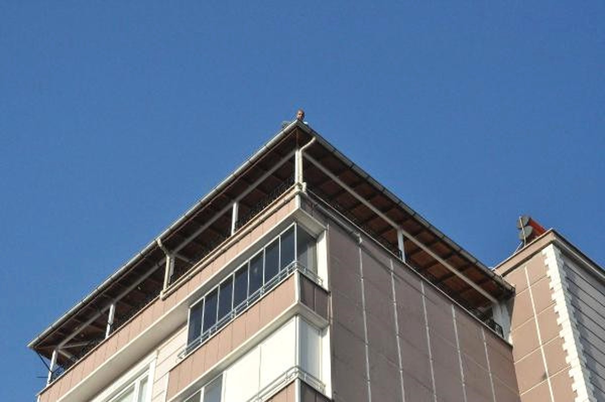 Adıyaman\'da \'Kötü Koku\'ya Karşı İntihar Girişimli Eylem