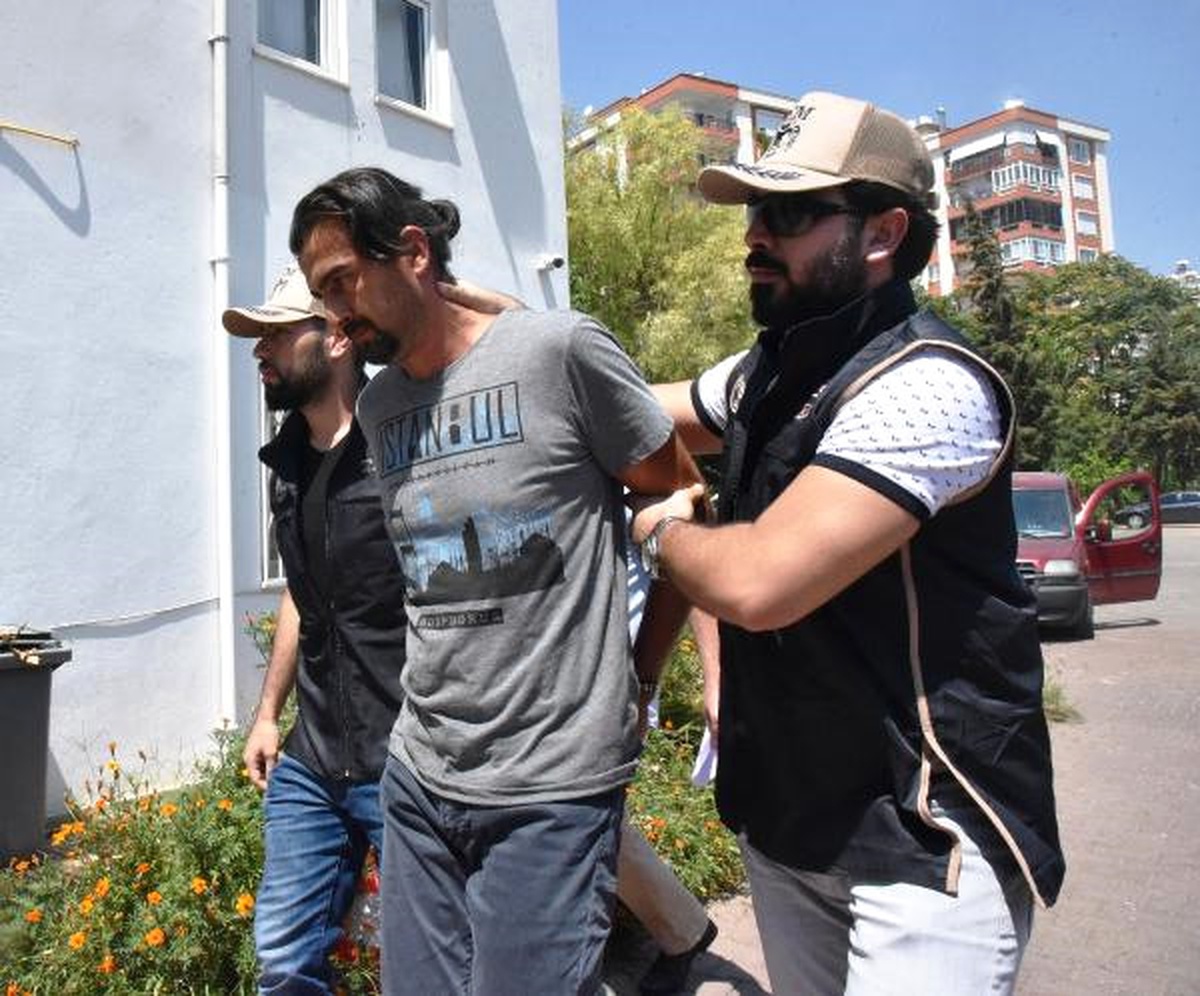 Antalya\'da Yakalanan Fetö Sanığının Eşi Serbest Bırakıldı