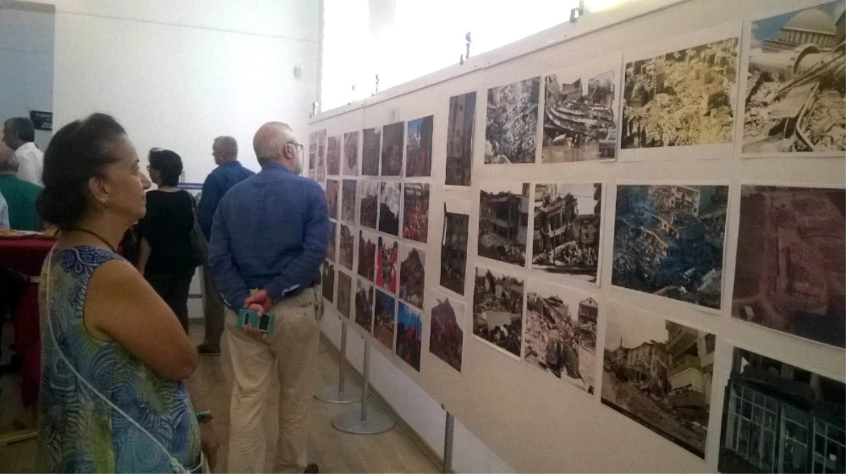 Aydın\'da "Milad Marmara Depremi ve Fotoğraflar" Konulu Seminer Düzenlendi