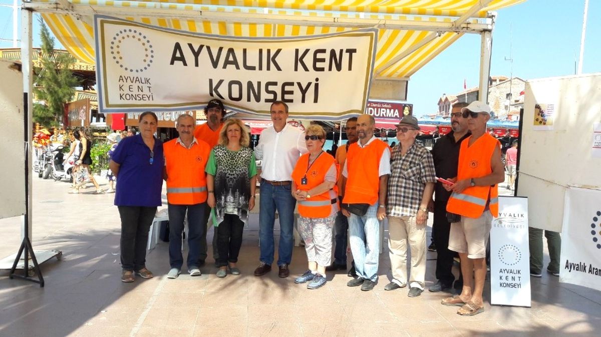 Ayvalık\'ta Kent Konseyi 17 Ağustos Felaketini Unutmadı