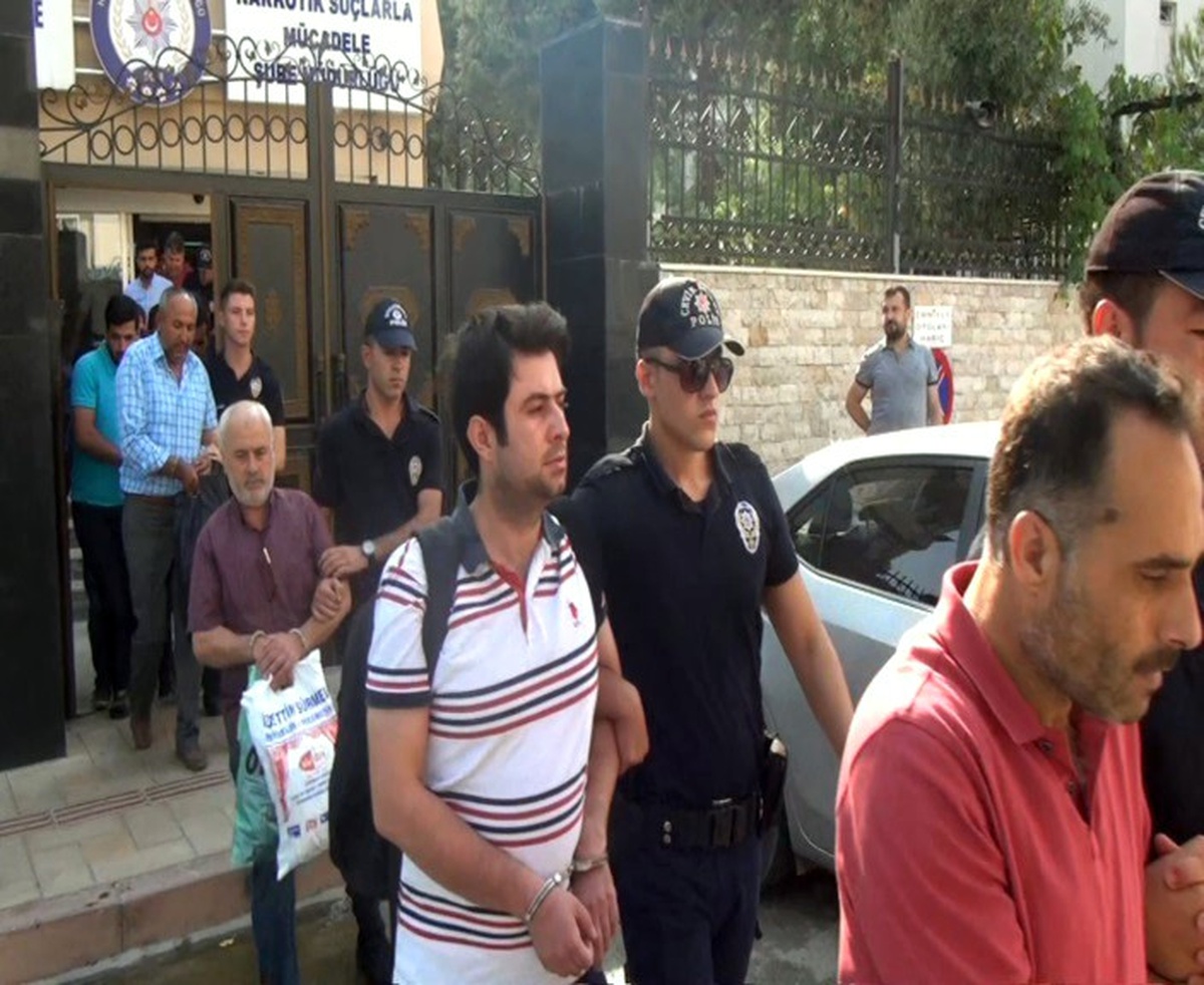 Hatay\'da Adliyeye Sevk Edilen 39 Fetö Zanlısından 13\'ü Tutuklandı