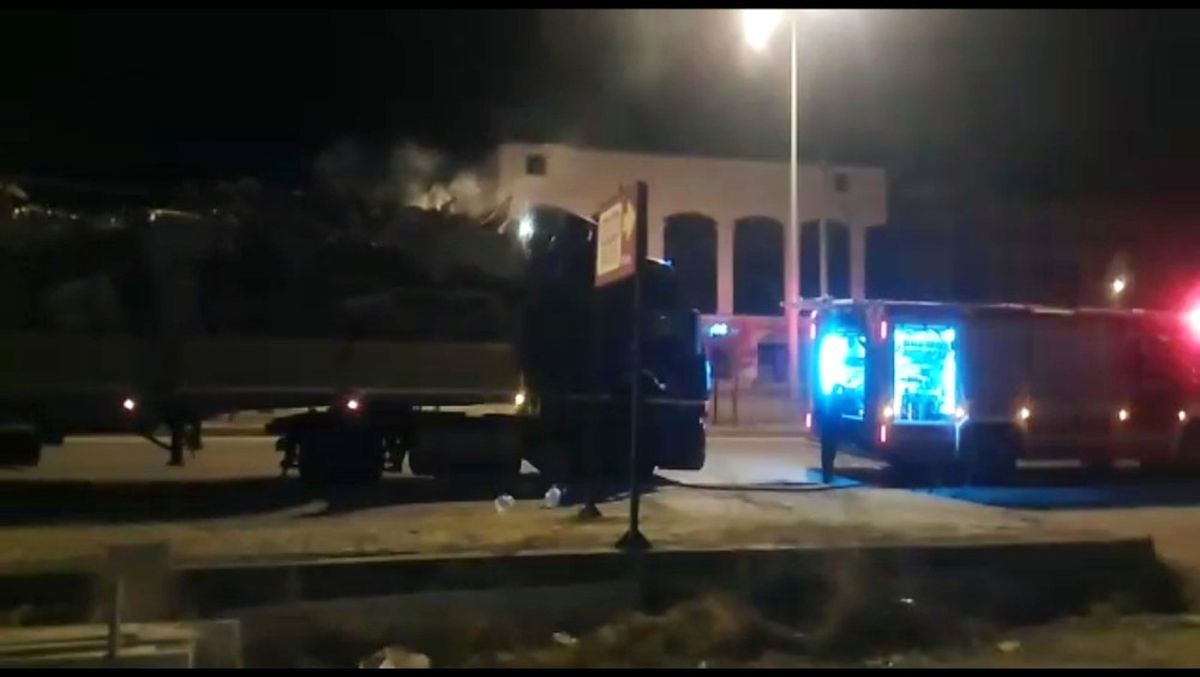 Hurda Yüklü Tırda Yangın