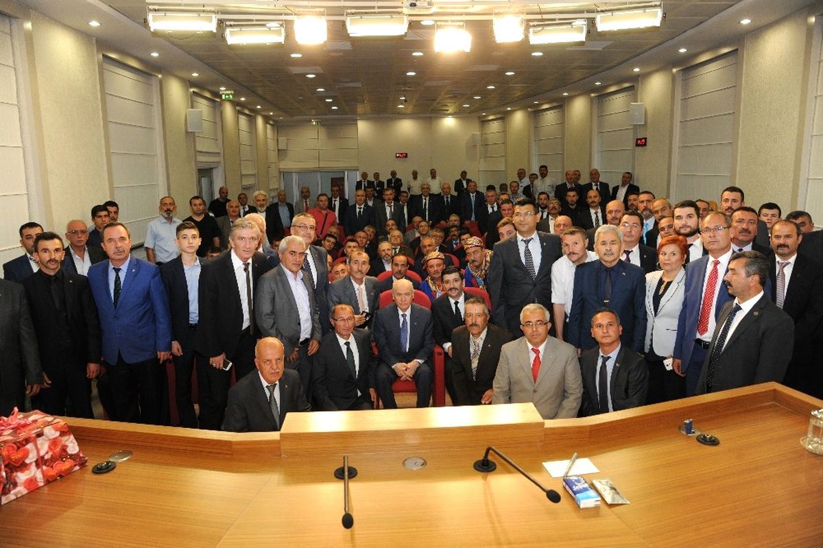 Kütahya MHP\'den, Genel Başkan Devlet Bahçeli\'ye Ziyaret