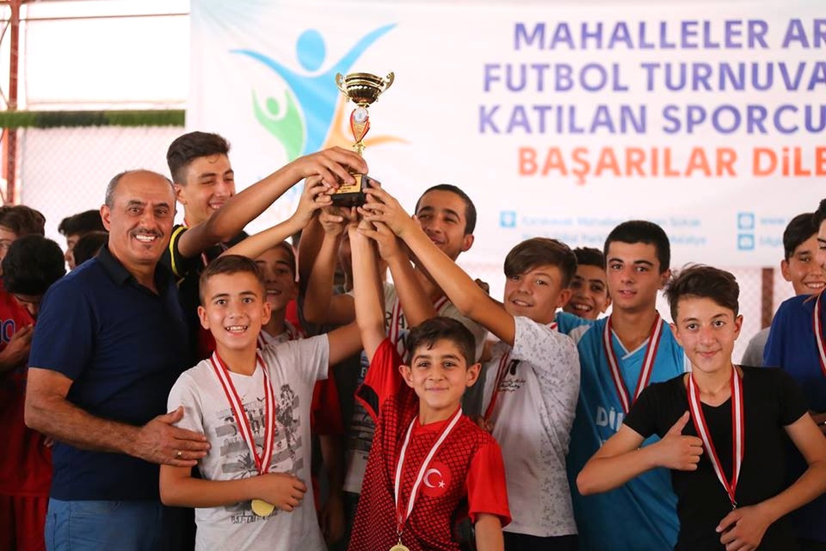Mahalleler Arası Futbol Turnuvasında Ödül Töreni Yapıldı