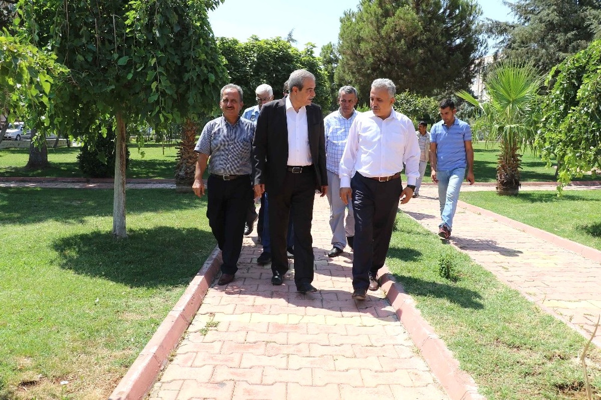 Mahalleyi Gezip Sorunları Vatandaştan Dinledi