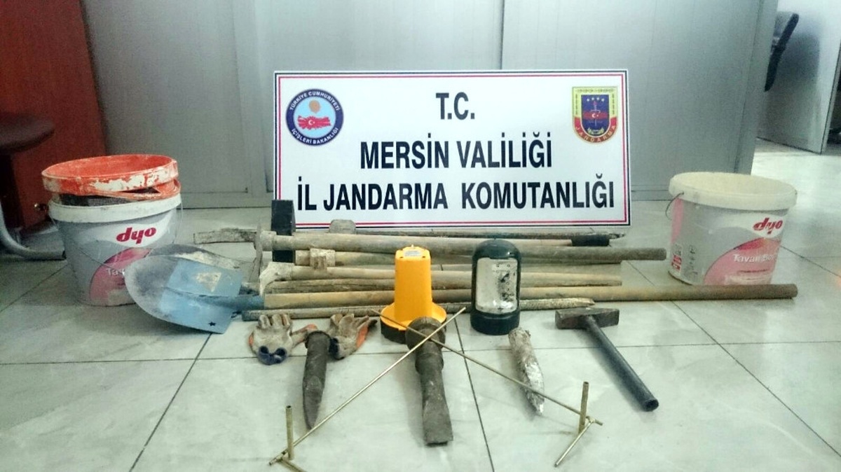 Mersin\'de Kaçak Kazı Yapan 6 Şüpheli Yakalandı
