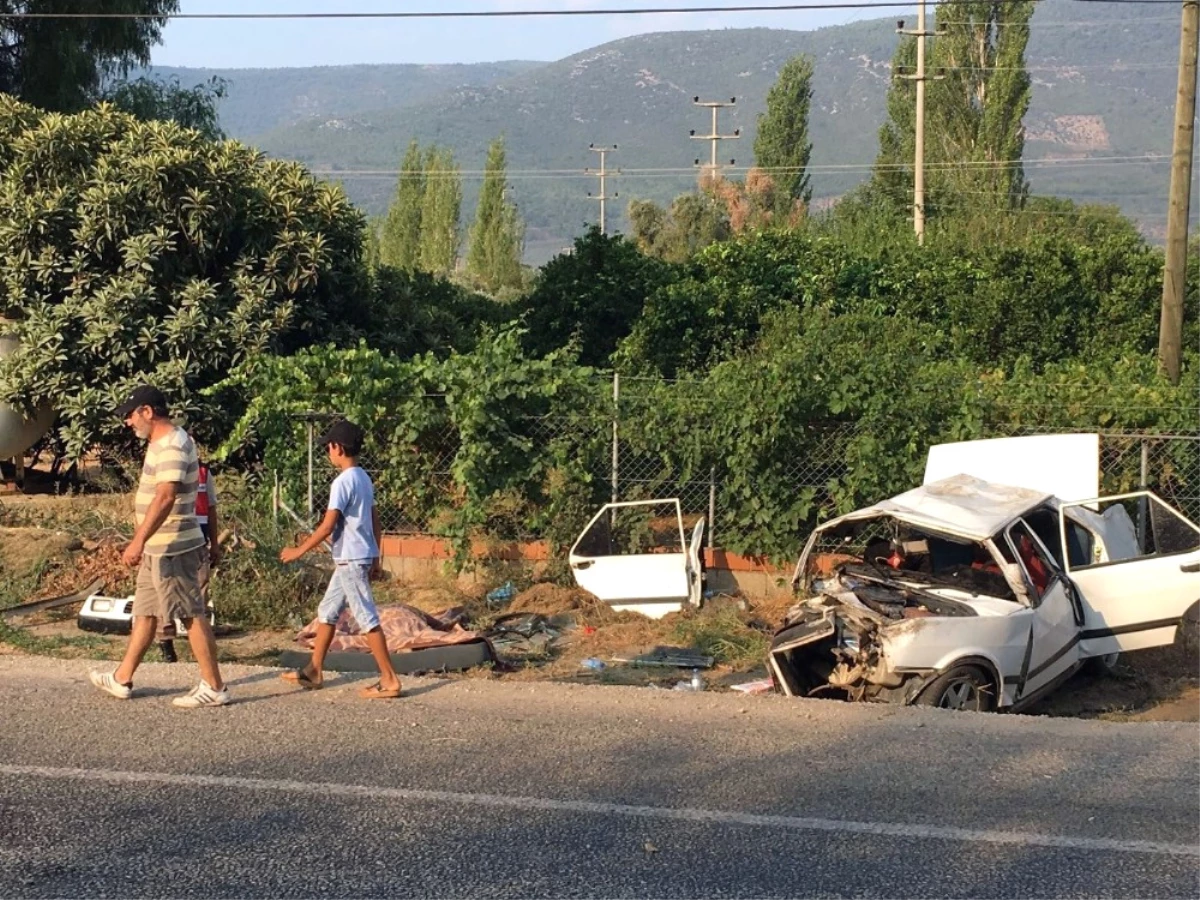 Milas\'ta Trafik Kazası: 2 Ölü, 3 Yaralı
