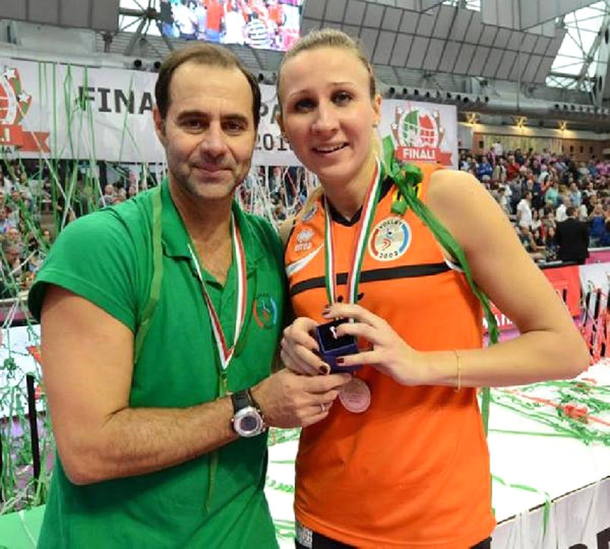 Nikalina Bashnakova ve Vercesi Klimovic Bursaspor\'da