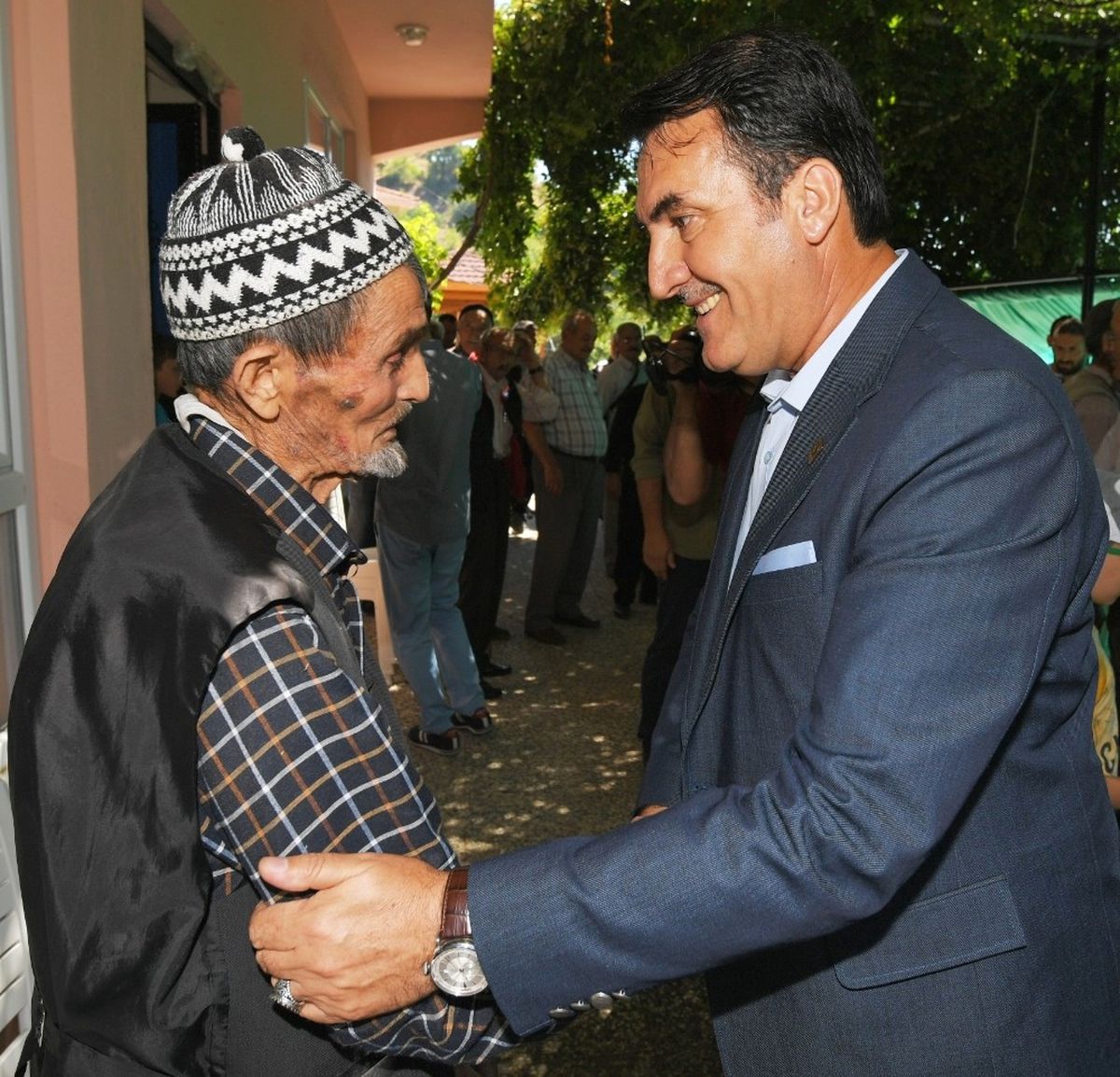 Osmangazi\'den Kırsala Hizmet Yağmuru