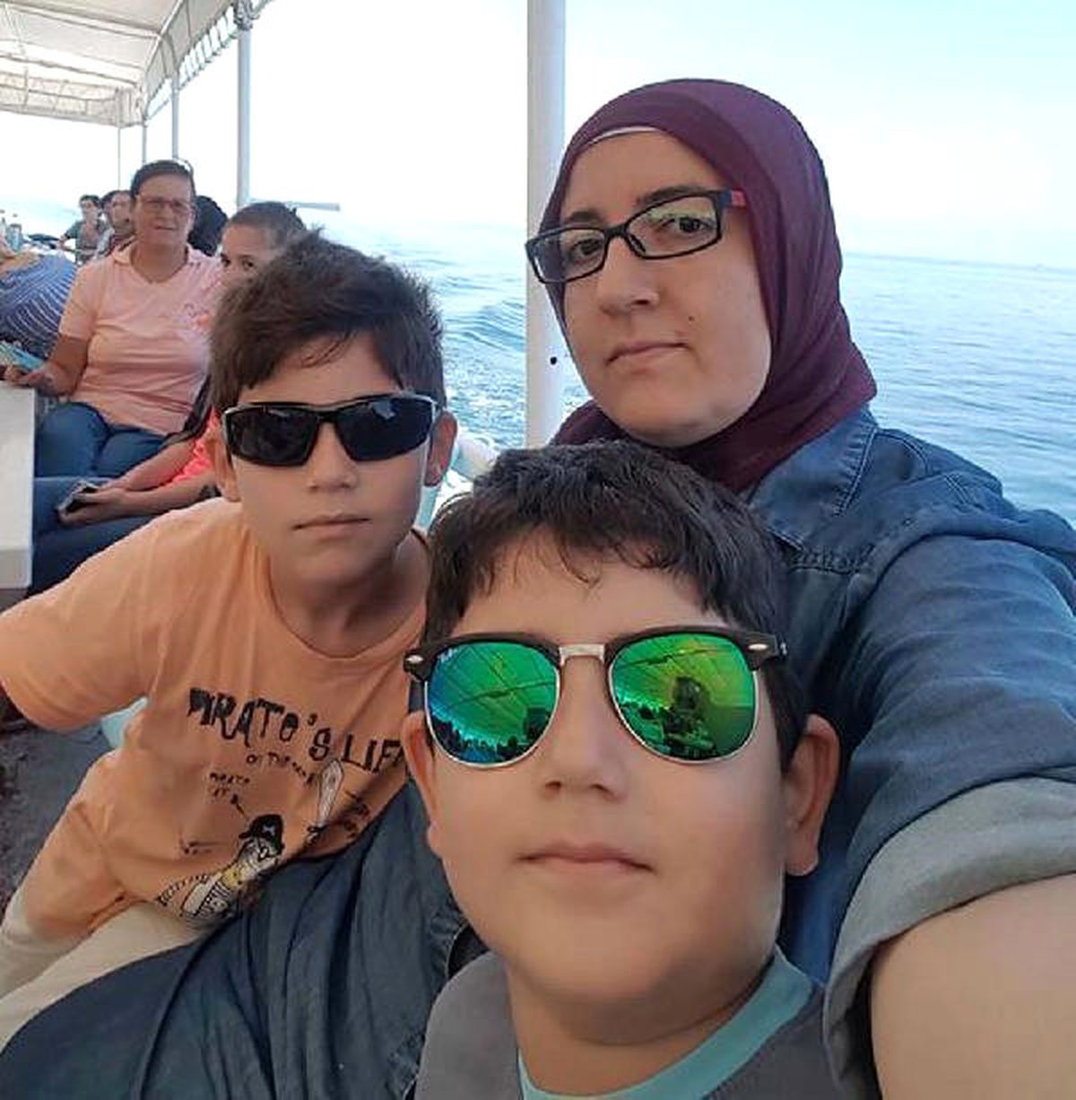 Otomobiliyle Ağaca Çarpan Kadın Öldü