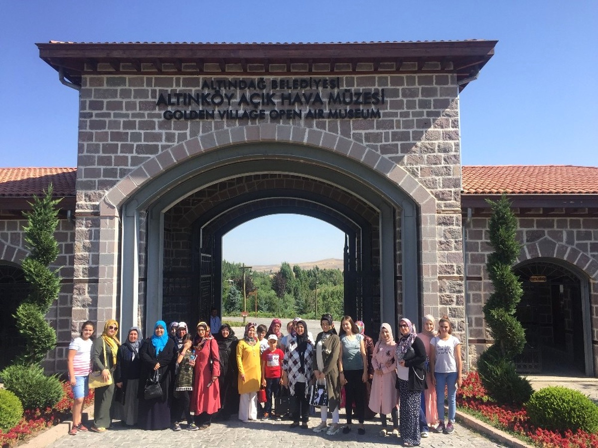 Pursaklarlı Kadınlardan Altınköy Gezisi