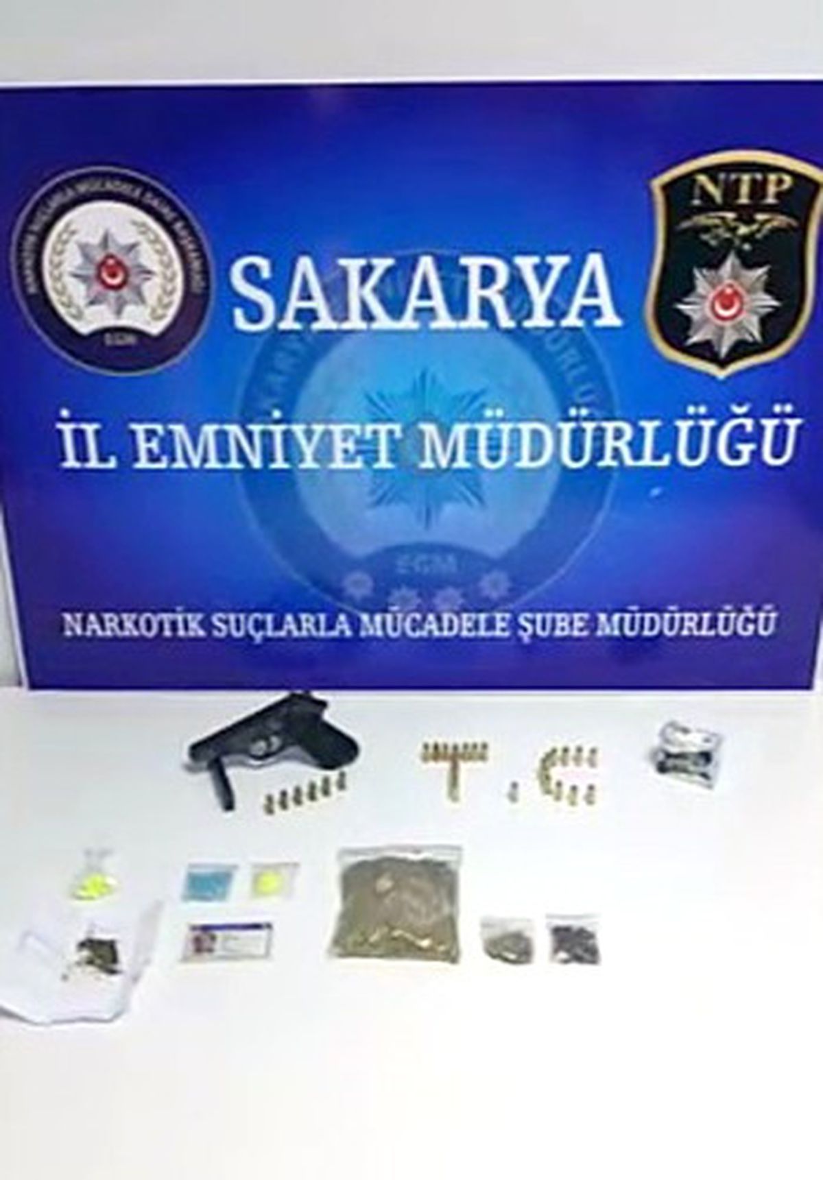 Sakarya\'da Uyuşturucu Satıcılarına Şafak Operasyonu