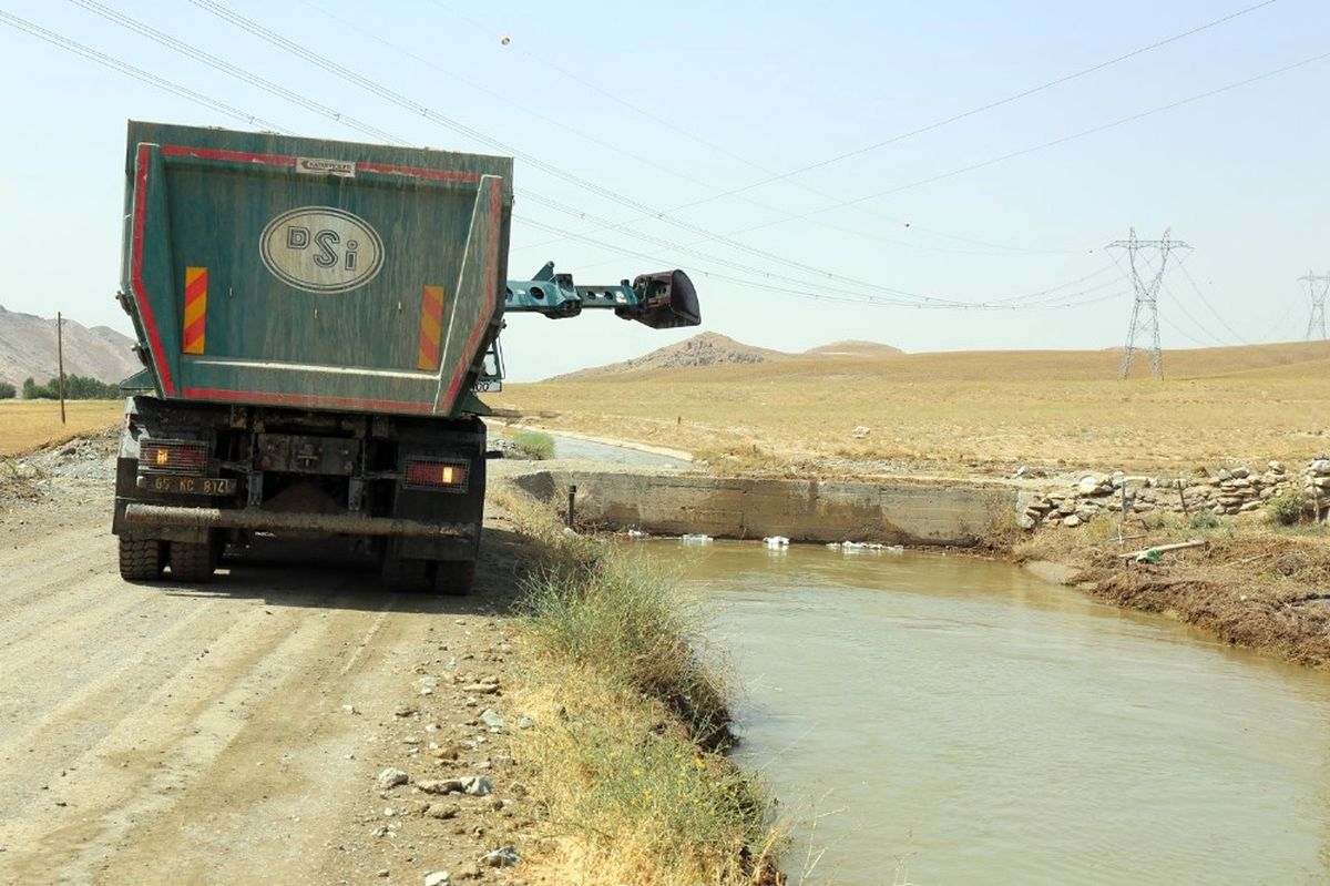 Selden Kapanan Yollar Temizleniyor