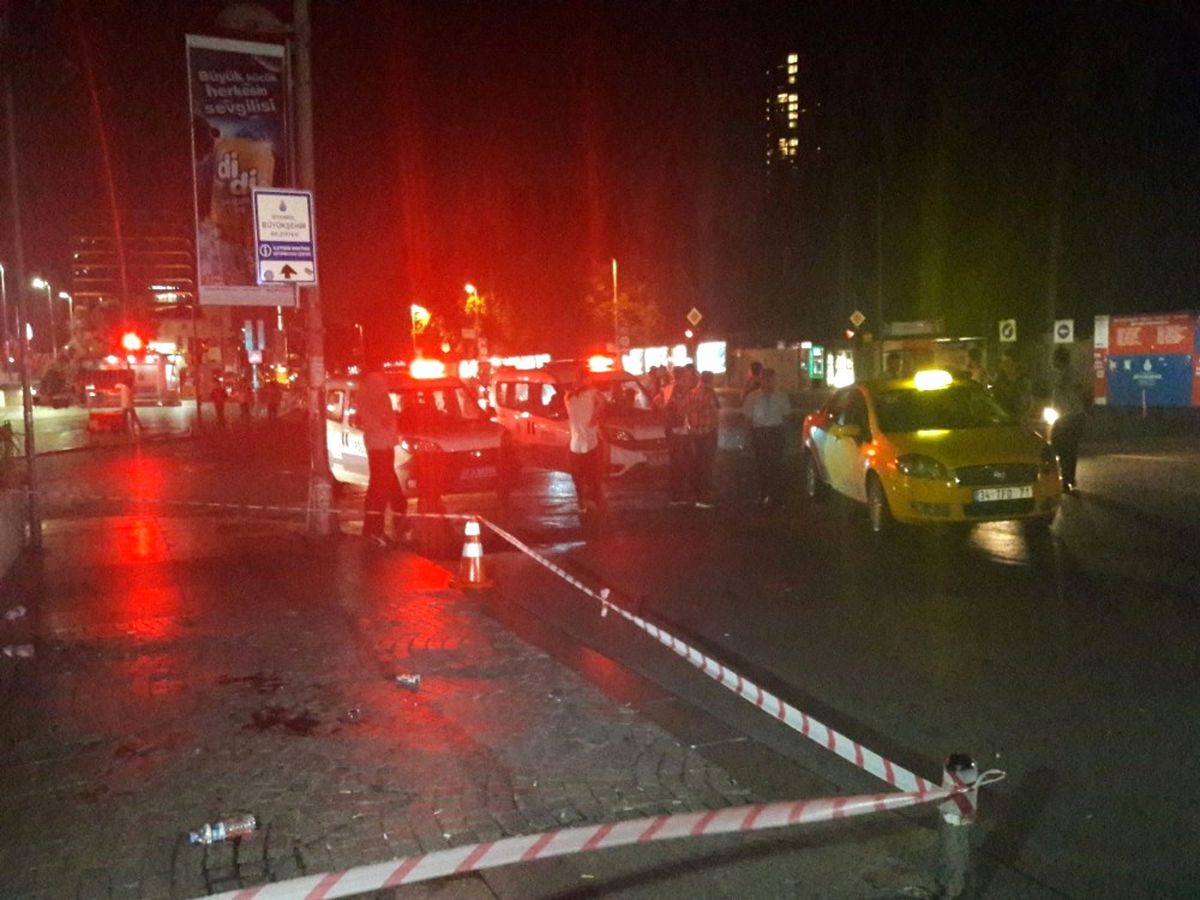 Şişli\'de Olaylı Gece: 1 Yaralı