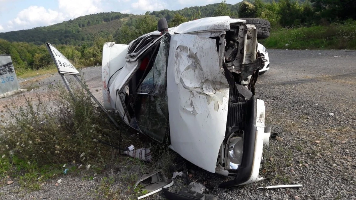 Takla Atan Otomobilde 2 Kişi Yaralandı