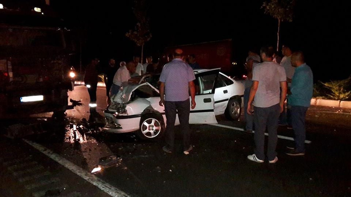Tırla Otomobil Çarpıştı: 1 Ölü, 1 Yaralı