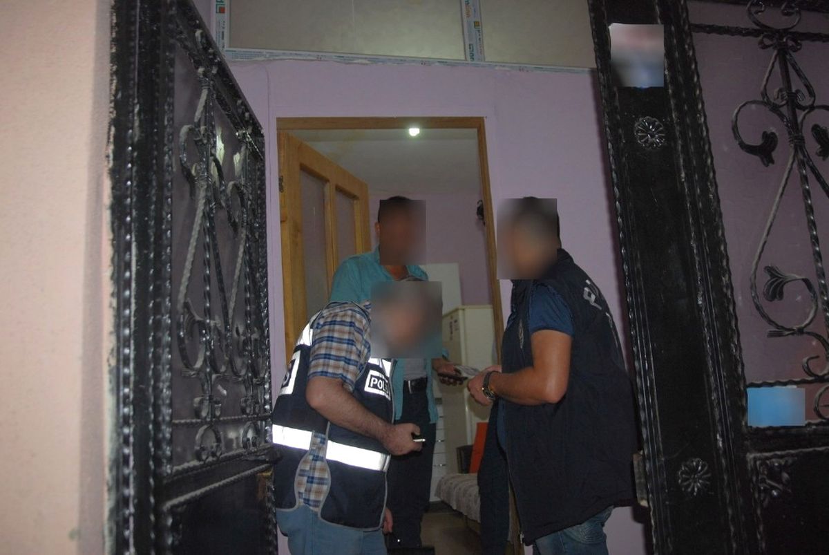 Uşak\'ta Apartlara Sıkı Takip