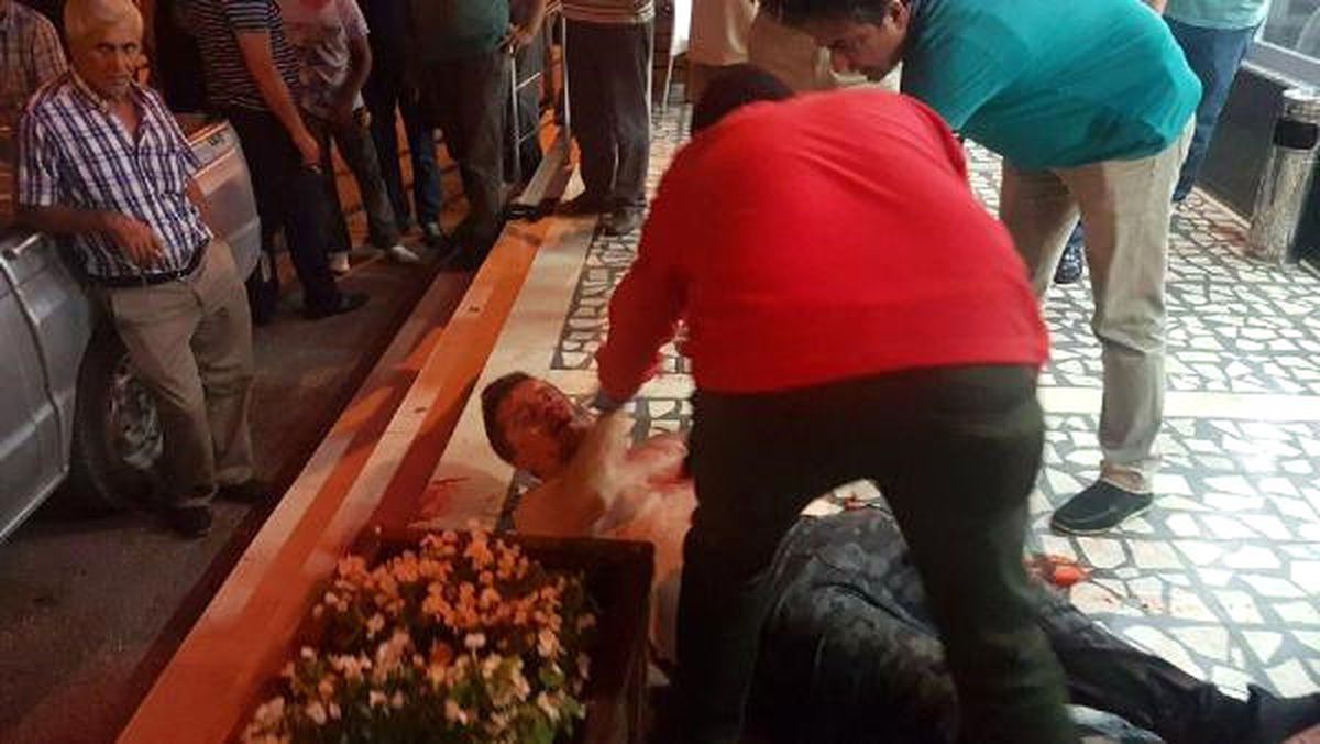 Uyuşturucu Sattığı İddia Edilen Kişiyi Öldüresiye Dövdüler