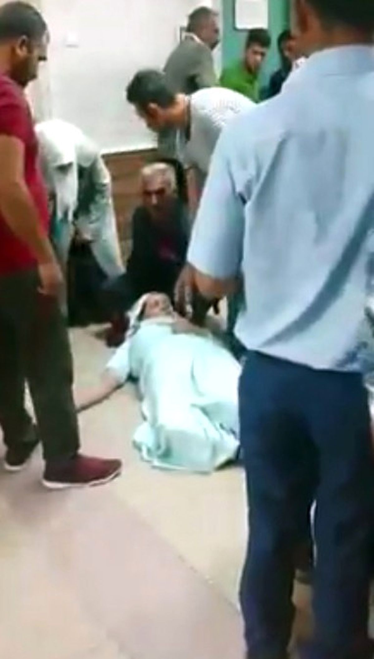 Ağrı Devlet Hastanesi\'nde Skandal Görüntüler