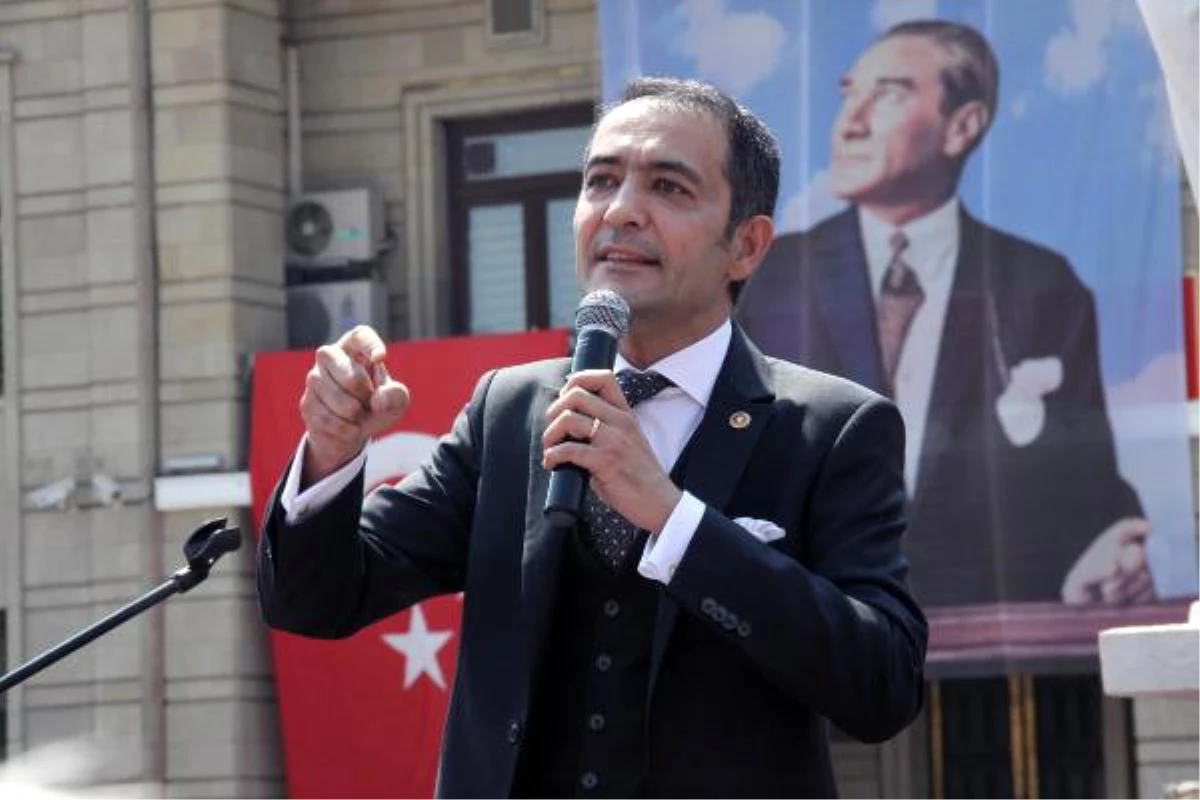 CHP\'li Yüksel\'den, Eskişehirspor Taraftarlarına \'Örgüt Kurmak\' Suçlamasına Tepki