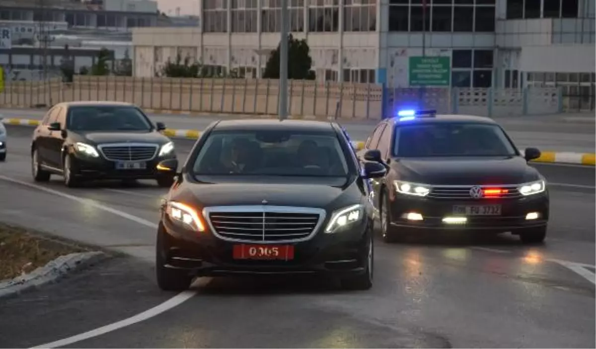 Ekonomi Bakanı Zeybekci\'nin Kızının Düğünü Başladı (2)