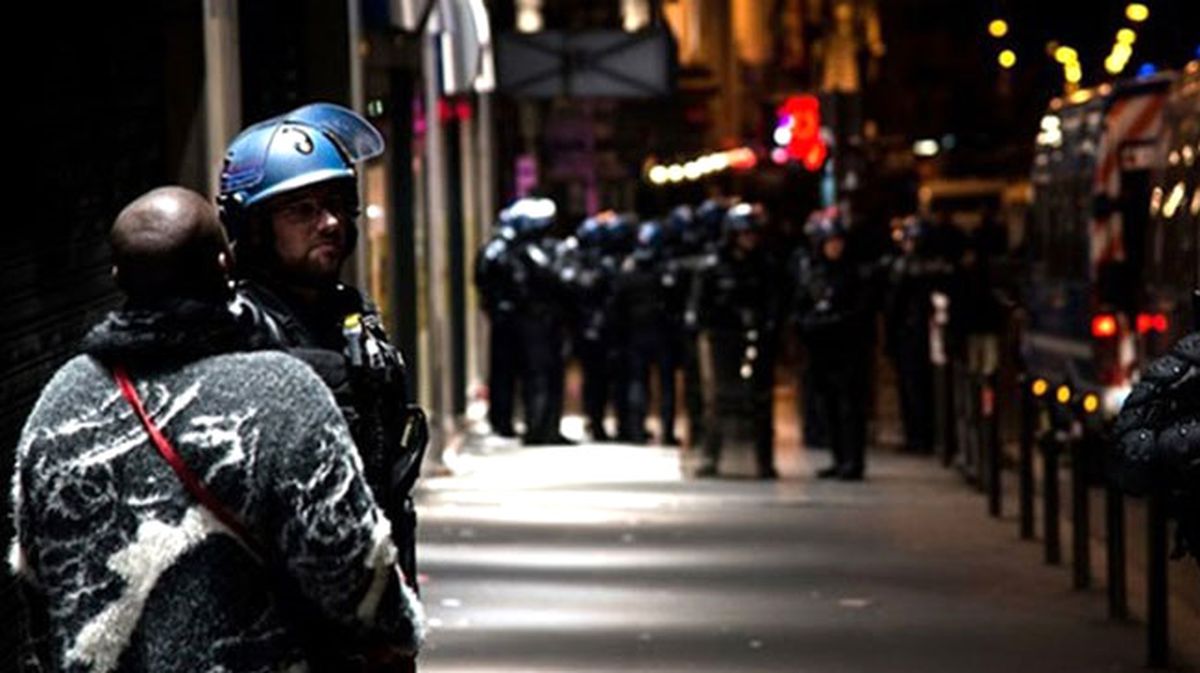 Fransa\'nın Rennes Şehrinde 17 Araç Kundaklandı