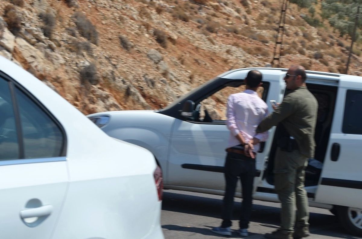 Hatay\'da Çatışma: 1 Terörist Ölü, 3 Terörist Sağ Yakalandı