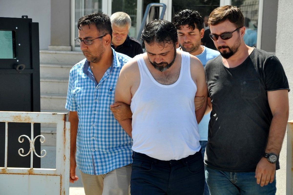 Her Yerde Aranan Firari Dolandırıcı Karacabey\'de Yakalandı