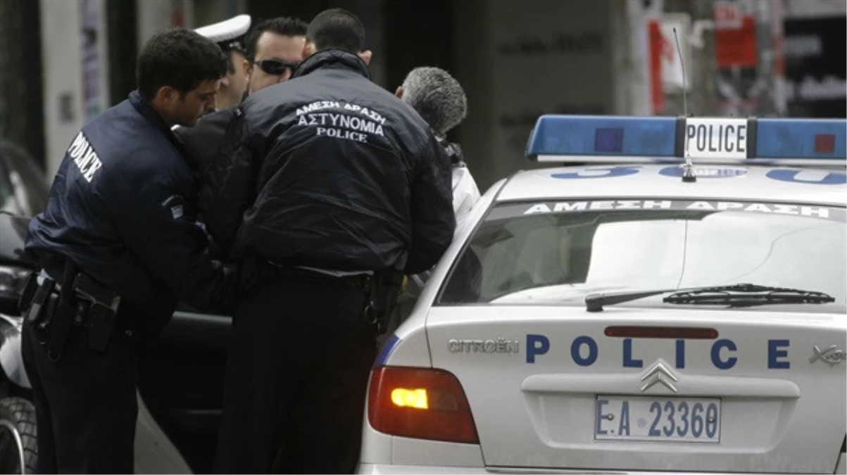 İnterpol Tarafından Aranan Suçlu Yunanistan\'da Yakalandı