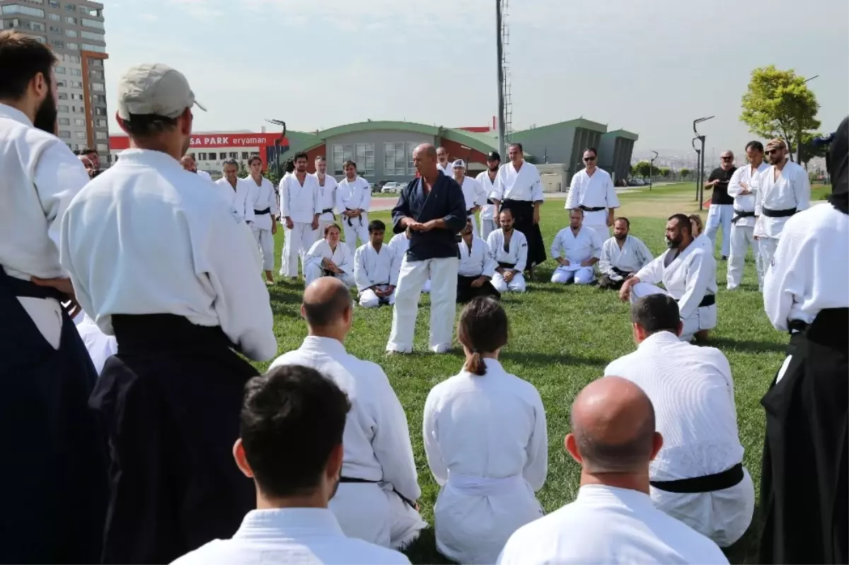 Başkent\'te Aikido Antrenörlüğü İçin Uzmanlardan Ders Alıyorlar