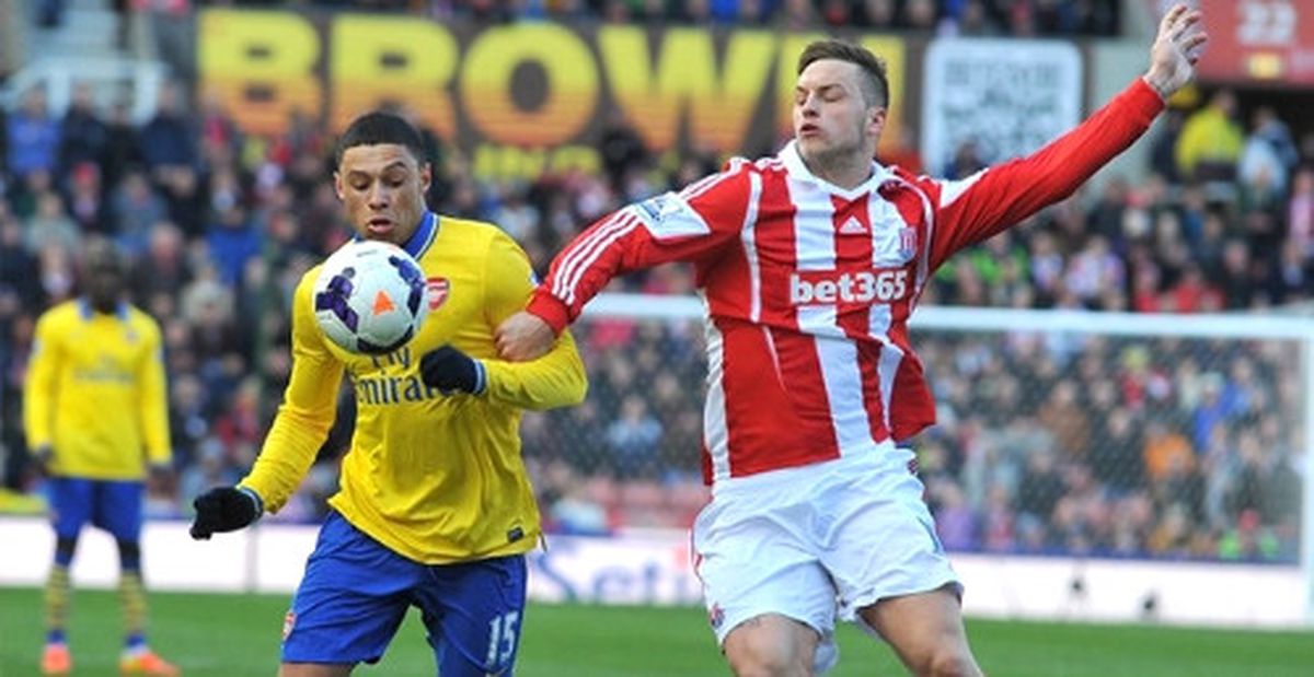 Stoke City, Arsenal\'i Devirdi