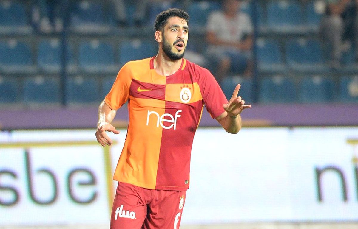 Tolga Ciğerci Kariyerinde İlki Yaşadı