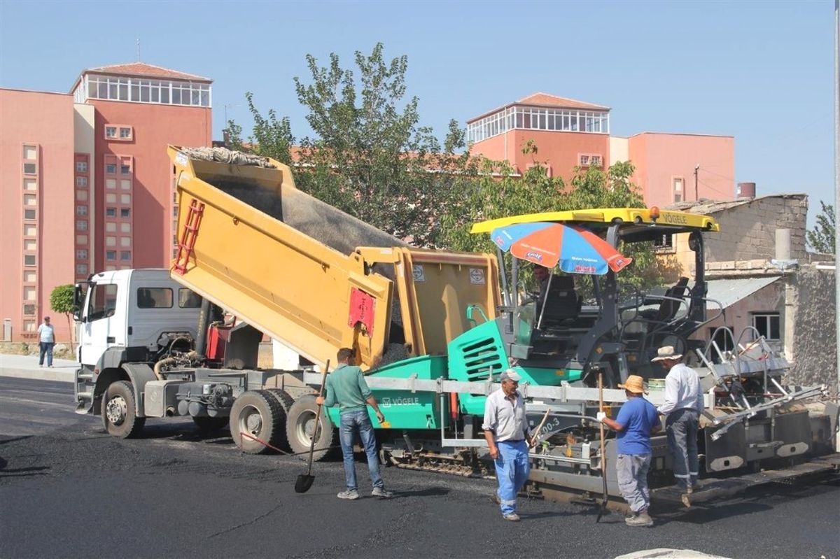 Yeni TOKİ\'de İkinci Kat Asfalt Çalışmaları Başladı